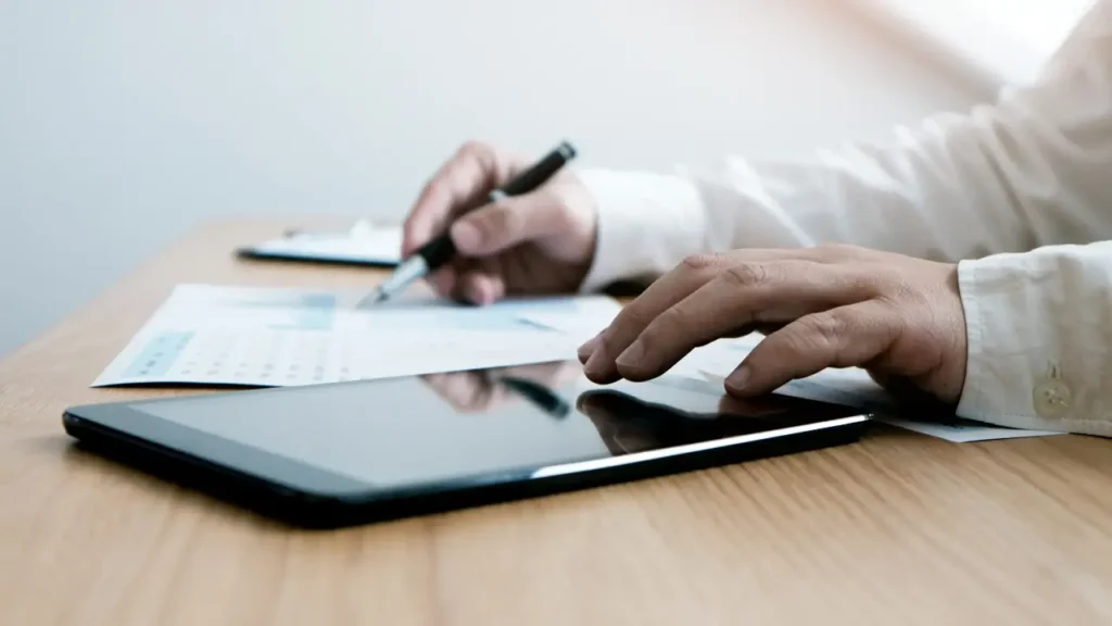 Compliance Management System: Ensure HR Compliance and Reduce Legal Risks compliance management adaptivebizapp
